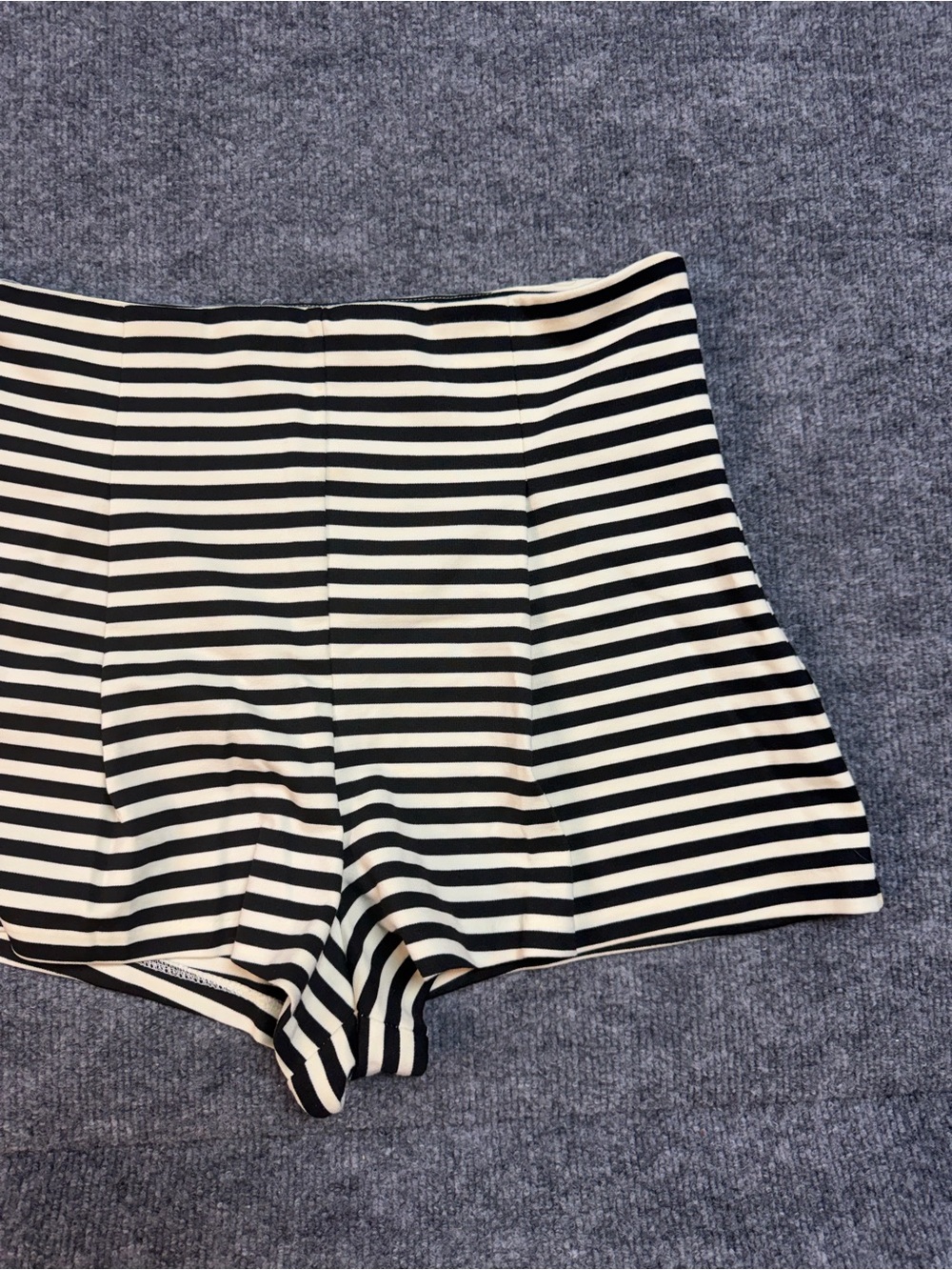 Free People Shorts - Picture 2 of 5